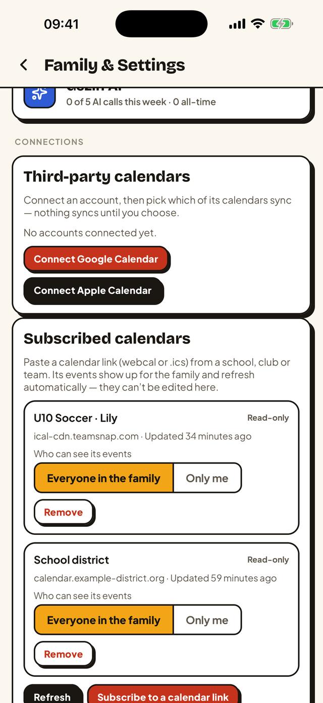 The Subscribed calendars card in Gezin with two read-only feeds, a team schedule and the school district, each visible to everyone in the family